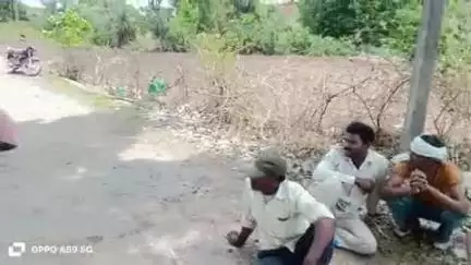 प्रभात पट्टन: इटावा: अमृत बेटे का शो लेकर मंदिर पहुंचा युवक, प्रतिमाएं खंडित की, ग्रामीणों ने पुलिस में शिकायत की