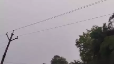 খয়রাশোল: বাবুইজোড়ে হেলে পড়েছে ১১ হাজার ভোল্টের বিদ্যুৎ খুঁটি, বড় দুর্ঘটনার আশঙ্কা #jansamasya