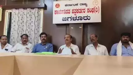 ಜಗಳೂರು: ಜಗಳೂರು ಮುಖ್ಯರಸ್ತೆ ವಿಸ್ತರಣೆ 40 ಅಥವಾ 50 ಅಡಿ? ಗೊಂದಲಕ್ಕೆ ಶಾಸಕರು ತೆರೆ ಎಳೆಯಲಿ: ಮಾಜಿ ಶಾಸಕ ಹೆಚ್.ಪಿ.ರಾಜೇಶ್