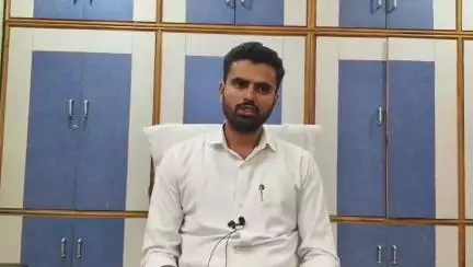 વડાલી: શહેરની નગરપાલિકા દ્વારા દબાણ દૂર કરવા મામલે ચીફ ઓફિસરે આપી પ્રતિક્રિયા #jansamasya