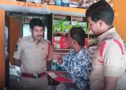 సదాశివనగర్: సదాశివ నగర్‌లో విత్తనాల దుకాణాలను తనిఖీలు చేసిన వ్యవసాయ, పోలీసు శాఖ అధికారులు