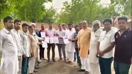 नोहर: श्री गौशाला की कृषि भूमि को सिंचाई के लिए गिनानी का पानी पुनः उपलब्ध कराने की मांग, उपखंड अधिकारी को सौंपा ज्ञापन