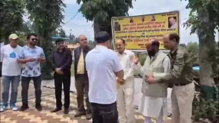 बेरीनाग: चौकोडी में दर्जा राज्य मंत्री का किया गया स्वागत