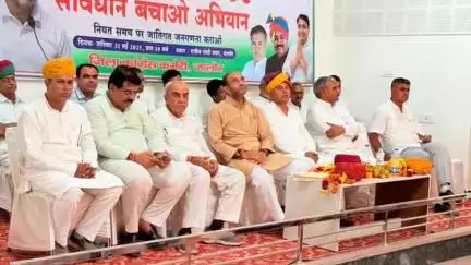 सायला: जालोर में संविधान बचाओ अभियान और जातिगत जनगणना की मांग को लेकर कांग्रेस ने राष्ट्रपति के नाम सौंपा ज्ञापन