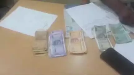कुंडम: कुंडम बस स्टैंड के पास सट्टा पट्टी लिखता आरोपी गिरफ्तार, ₹4485 और सट्टा पट्टी जब्त