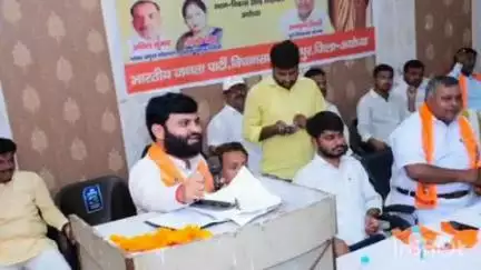 सोहावल: विकासखंड सोहावल के चौधरी चरण सिंह सभागार में आयोजित हुआ महारानी अहिल्याबाई होलकर जन्म शताब्दी समारोह