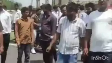 वल्लभनगर: देबारी पावर हाउस चौराहे पर ट्रक ने बाइक को मारी टक्कर, हादसे में दो युवकों की हुई दर्दनाक मौत
