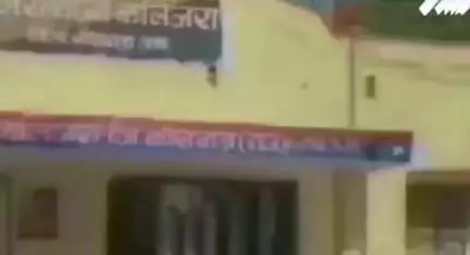 बागीदौरा: कलिंजरा थाना क्षेत्र के खोपाडा गांव में रास्ते में रोककर प्रार्थी को गाली-गलौज और मारपीट करने का पुलिस ने किया मुकदमा