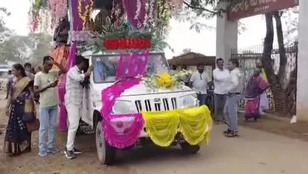 ଓରିଏଣ୍ଟ: ସିଂହାରପୁର ଝାଡେଶ୍ଵର ବାବା ମନ୍ଦିରରେ ଶୀତଳ ଷଷ୍ଠୀ ଯାତ୍ରା ତଥା ଶିବ ବିବାହ ମହୋତ୍ସବ ଅନୁଷ୍ଠିତ