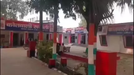 रुदौली: दूसरे गांव के निवासी युवक पर फोटो-वीडियो वायरल करने का आरोप, युवती ने रुदौली कोतवाली में दर्ज कराया मुकदमा