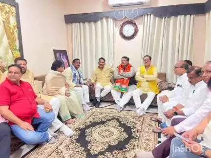 माकड़ोन: प्रधानमंत्री ने कमेड़ ग्राम में ₹864 करोड़ के क्षिप्रा घाट का वर्चुअल शिलान्यास किया, सांसद ने टीवी पर देखा