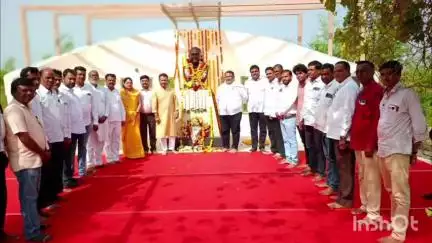 जळगाव जामोद: स्व भाऊसाहेब फुंडकर यांच्या स्मृतिदिनानिमित्त आमदार डॉक्टर संजय कुटे यांनी केले वंदन
