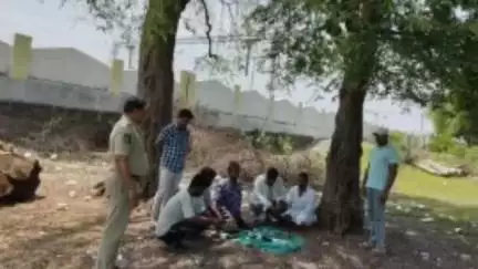 బోధన్: బోధనలో పేకాట ఆడుతున్న ఐదుగురు అరెస్ట్