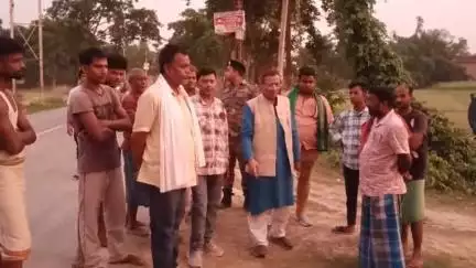 पंडौल: पूर्व उद्योग मंत्री समीर महासेठ ने विरसायर में रिंग रोड निर्माण कार्य का किया निरीक्षण