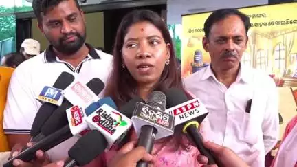 ଭୁବନେଶ୍ବର ମ୍ୟୁନିସିପାଲଟି କର୍ପୋରେସନ: ଲକ୍ଷ ପତି ଦିଦି ପ୍ରସଙ୍ଗରେ ଗୀତା ଗୋବିନ୍ଦ ସଦନରେ ପ୍ରତିକ୍ରିୟା ରଖିଲେ ବିଧାୟିକା ସଞ୍ଜଳି ମୁର୍ମୁ