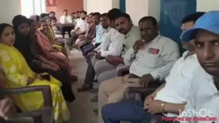 चौथम: सरसवा में शनिवार को प्राथमिक शिक्षक महासंघ गोपगुट की बैठक हुई