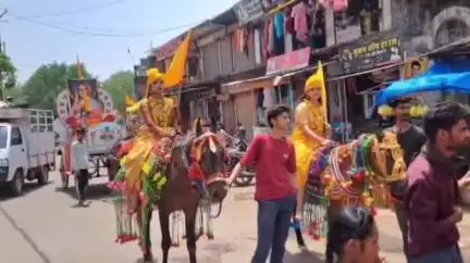 ईसागढ़: ईसागढ़ में लोकमाता अहिल्याबाई होलकर की 300वीं जयंती पर निकला भव्य चल समारोह