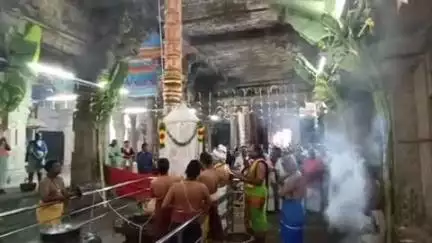 ஸ்ரீவில்லிபுத்தூர்: அருள்மிகு வைத்தியநாதசுவாமி திருக்கோவிலில் வைகாசி திருவிழா கொடியேற்றத்துடன்  துவங்கியது
