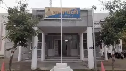 बरही: ग्राम नदावन में दो लोगों ने एक युवक के साथ की मारपीट व दी जान से मारने की धमकी, रिपोर्ट दर्ज