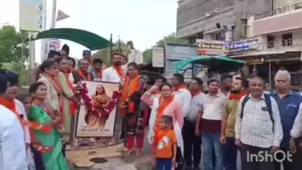 બોરસદ: બોરસદ ખાતે પુણ્ય શ્ર્લોક અહિલ્યાબાઈ હોલ્કરની 300મી જન્મજ્યંતિ નિમિત્તે પદયાત્રા યોજાઈ,વિધાનસભાના નાયબ દંડક ઉપસ્થિત રહ્યા