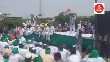Rakesh Tikait: राकेश टिकैत की पगड़ी गिराने वाला पकड़ा गया, अब पंचायत में। मांगी माफी। 
#rakeshtikait #news #viral