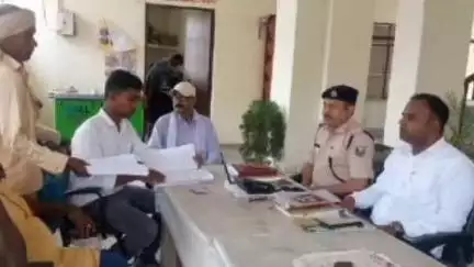 बेलसंड: बेलसंड थाना में भूमि विवाद से जुड़े मामलों के निपटारे के लिए लगा जनता दरबार