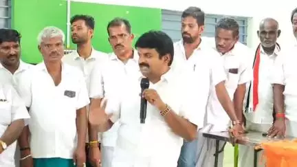 விராலிமலை: மேல பட்டியில் அதிமுக பூத் கமிட்டி அமைப்பது குறித்து ஆலோசனை கூட்டம்- முன்னாள் அமைச்சர் விஜயபாஸ்கர் பங்கேற்பு