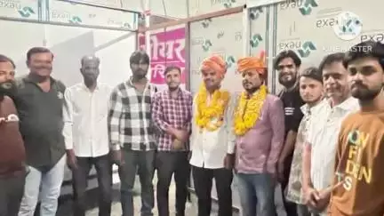 बकानी: बकानी कस्बे में हुसैनी सोसायटी ब्रांच के सरपरस्त व नायब सरपरस्त के रूप में अल्ताफ हुसैन व मुश्ताक नागोरी को किया मनोनीत