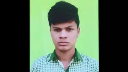 ଅମ୍ବାଭୋନା: ଅମ୍ବାଭୋନା ବ୍ଲକର ମେଟ୍ରିକ ଟପ୍ପର ହେଲେ କଣ୍ଡପଲା ହାଇସ୍କୁଲ ର ଛାତ୍ର ଅରୁଣ ପଟେଲ, ଆଜି ସୂଚନା ଦେଲେ ଅମ୍ବାଭୋନା ବିଇଓ