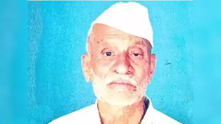 आजरा: आजरा तालुक्यातील साळगाव येथे गव्याने केलेल्या हल्ल्यात धोंडिबा हरी व्हळतकर या 66 वर्षाच्या शेतकऱ्याचा दुर्दैवी मृत्यू.