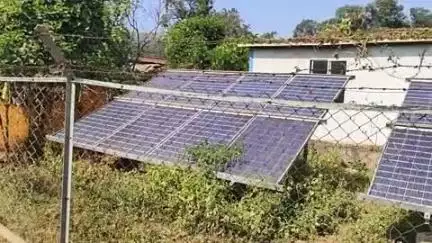 पनगोती में सोलर लाइट एक साल से ख़राब 
केदमा स्ट्रीट लाइट भी साल भर से ख़राब