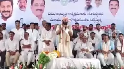 తుంగతుర్తి: తాటిపాముల రుణం తీర్చుకుంటా: తాటిపాములలో మంత్రి ఉత్తమ్