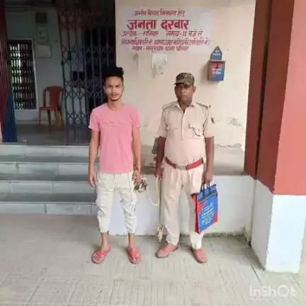 मंसूरचक: मंसूरचक थाना पुलिस ने एक नामजद अभियुक्त को गिरफ्तार किया