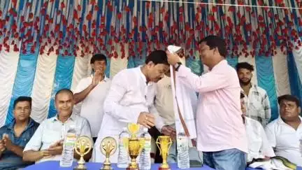 কেতুগ্রাম ২: স্যাডো ক্রিকেট প্রতিযোগিতার আয়োজন করা হল কেতুগ্রামে, খেলার আনুষ্ঠানিক উদ্বোধন করলেন বিধায়ক শেখ শাহনওয়াজ