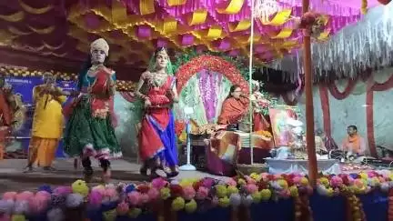 महागामा कित्तापथार गांव में मां साध्वी वृंदा अवस्थी जी भागवत कथा श्रवण कराते हुए 
#rameshyadav