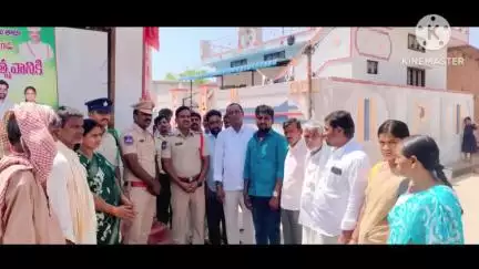 చింతపల్లి: రోటిగడ్డ తండా గ్రామపంచాయతీలో సీసీ కెమెరాలు ప్రారంభించిన సీఐ రాజు ఎస్సై యాదయ్య