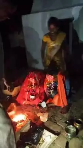 बलबा गरारी केबार्ड नंबर 6 सूर्य मंदिर पर आज एक सदी  पहले हुआ लड़की नासिरना का था लड़का तेलहा का था