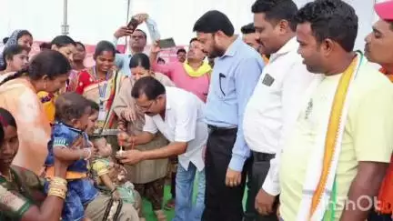 बीजापुर: सुशासन तिहार के तहत नैमेड़ में समाधान शिविर का आयोजन