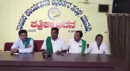 ಮಾನ್ವಿ: ನಾಳೆ ನಗರಕ್ಕೆ ಆಗಮಿಸುವ ಮುಖ್ಯಮಂತ್ರಿಗೆ ವಿವಿಧ ಬೇಡಿಕೆಗಳ ಈಡೇರಿಕೆಗೆ ಒತ್ತಾಯಿಸಿ ಮನವಿ: ಪಟ್ಟಣದಲ್ಲಿ ರೈತ ಸಂಘದ ರಾಜ್ಯ ಕಾರ್ಯದರ್ಶಿ ಅಮೀನ್