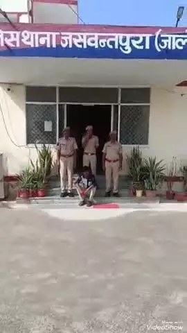 जसवंतपुरा: जसवंतपुरा पुलिस की बड़ी कार्रवाई, धारदार हथियार के साथ एक आरोपी किया गिरफ्तार