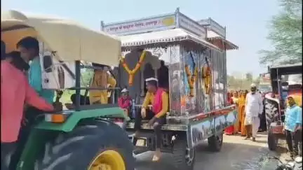 वडवणी: आदर्श देवगाव येथे संत बाळूमामाच्या पालखीचे भव्य स्वागत