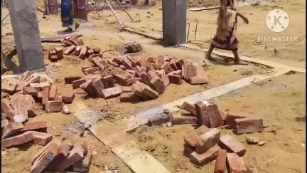 खरसावां: खरसावां ब्लॉक परिसर में बन रहे सामुदायिक स्वास्थ्य केंद्र भवन निर्माण में हो रहा भ्रष्टाचार #jansamasya