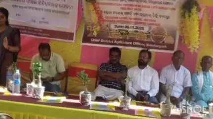 ବୀରମିତ୍ରପୁର: ଅଙ୍କୁରପାଲି ଗ୍ରାମପଞ୍ଚାୟତ ପରିସରରେ ବିଭାଗୀୟ କର୍ତ୍ତୃପକ୍ଷ ଓ ଚାଷୀମାନଙ୍କୁ ନେଇ ଏକ ବୈଠକ ଅନୁଷ୍ଠିତ।