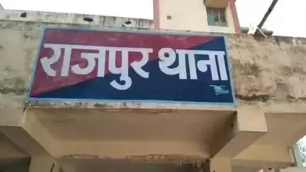 कान्हाचट्टी: राजपुर पुलिस ने वर्षों से फरार पांच वारंटियों को किया गिरफ्तार
