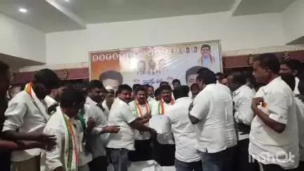 చొప్పదండి: కాంగ్రెస్ పార్టీ కార్యకర్తలకు దిశా నిర్దేశం చేసిన చొప్పదండి ఎమ్మెల్యే మేడిపల్లి సత్యం