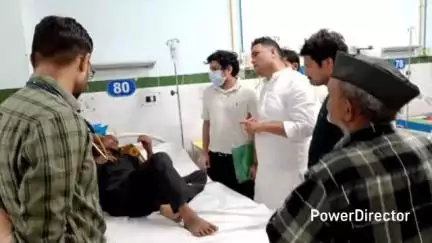 धारी: पटरानी में हुए वाहन दुर्घटना में घायल लोगों का स्वास्थ्य लाभ जाना विधायक राम सिंह कैड़ा ने, डॉक्टरों को दिए निर्देश