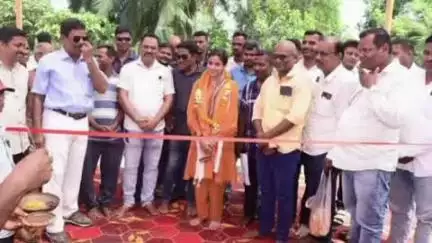 ବ୍ରହ୍ମଗିରି: ରେବଣା ନୂଆଗାଁ ପଞ୍ଚାୟତରେ ନୂତନ ବାତ୍ୟା ଆଶ୍ରୟସ୍ଥଳୀର ଭିତ୍ତିପ୍ରସ୍ତର ସ୍ଥାପନ କଲେ ବିଧାୟିକା