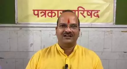 पनवेल: सनातन राष्ट्र शंखनाद महोत्सव
रायगडसह देशविदेशांतून २५ हजार, तर मुंबई, ठाणे, पालघर जिल्ह्यांतून 2500 हिंदू उपस्थित राहणार