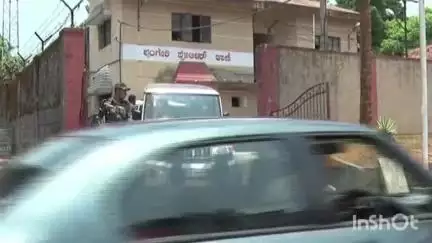 ಶೃಂಗೇರಿ: ಅನುಮತಿ ಪಡೆಯದೆ ಬಂದ್ ಗೆ ಕರೆ, ಪಟ್ಟಣದ ಶೃಂಗೇರಿ ಪೊಲೀಸ್ ಠಾಣೆಯಲ್ಲಿ 9 ಜನರ ವಿರುದ್ಧ ಪ್ರಕರಣ ದಾಖಲು