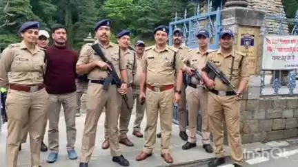 भनोली: सीओ अल्मोड़ा ने जागेश्वर धाम पहुंचकर सुरक्षा व्यवस्था का लिया जायजा, मंदिर समिति के सदस्यों के साथ की बैठक की